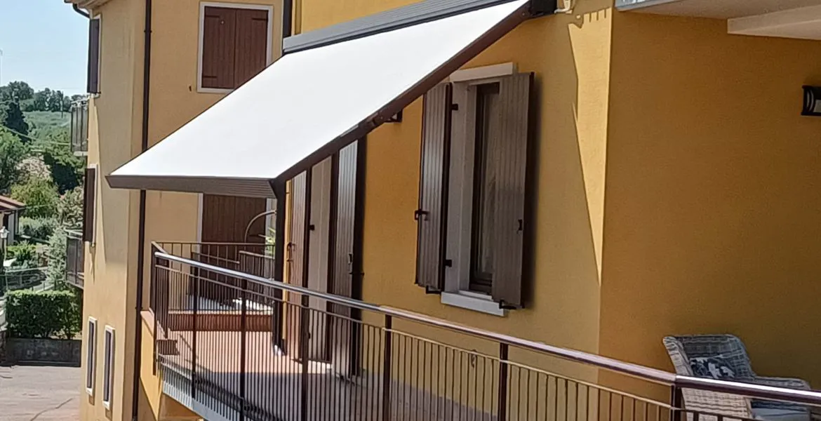 Tende a bracci