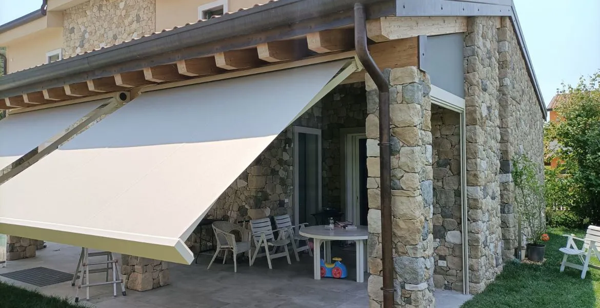 Tende a bracci
